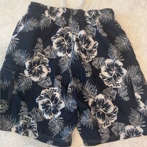Mens OP Swim trunks, size Medium